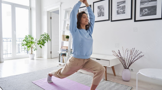 femme-pilates-tapis-fitness-antiderapant-bien-etre-mental-maison
