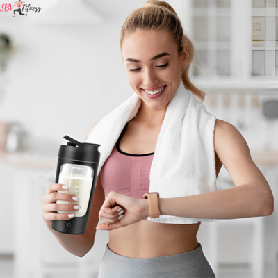 Shaker | STRONG & FIT ™ - 500 ml, Mélange Parfait pour Protéines et Boissons Énergétiques